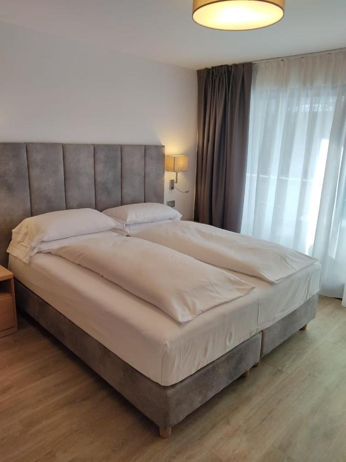 Hotel Europeo Alpine Charme&Wellness Pinzolo Esterno foto