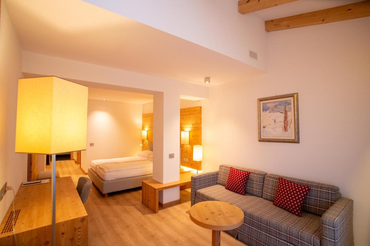 Hotel Europeo Alpine Charme&Wellness Pinzolo Esterno foto