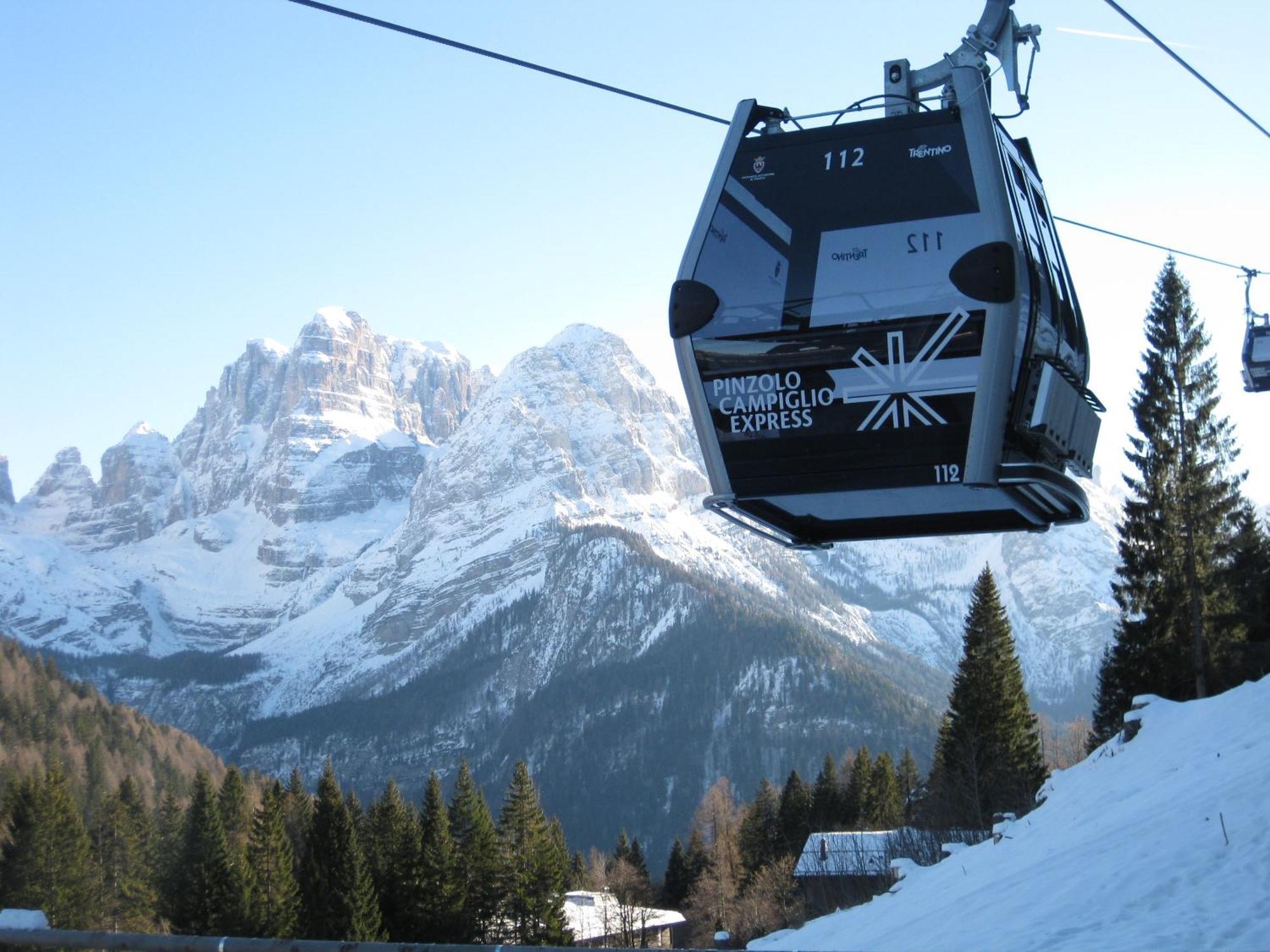 Hotel Europeo Alpine Charme&Wellness Pinzolo Esterno foto
