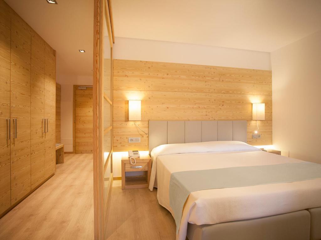 Hotel Europeo Alpine Charme&Wellness Pinzolo Camera foto