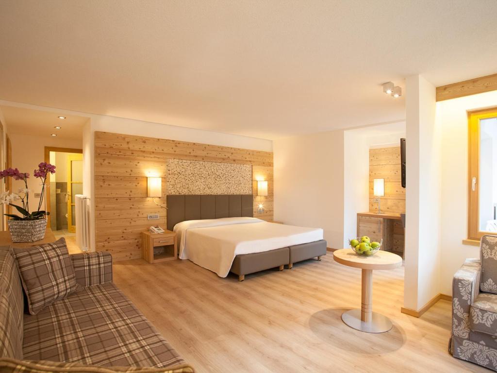 Hotel Europeo Alpine Charme&Wellness Pinzolo Esterno foto