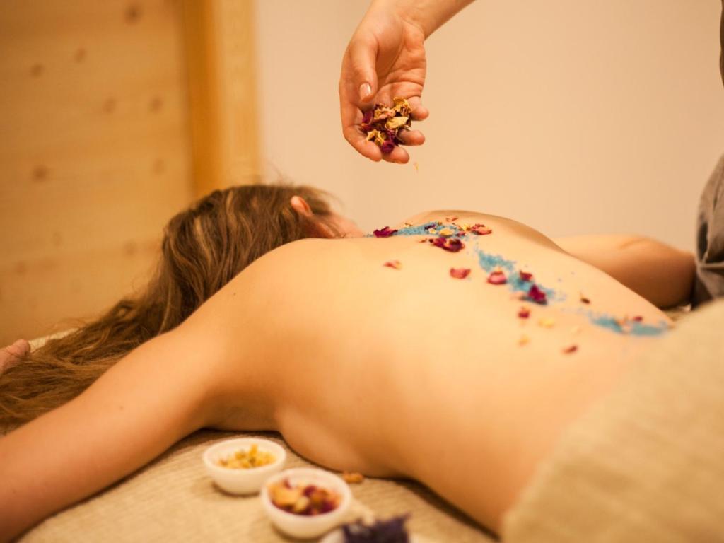 Hotel Europeo Alpine Charme&Wellness Pinzolo Esterno foto