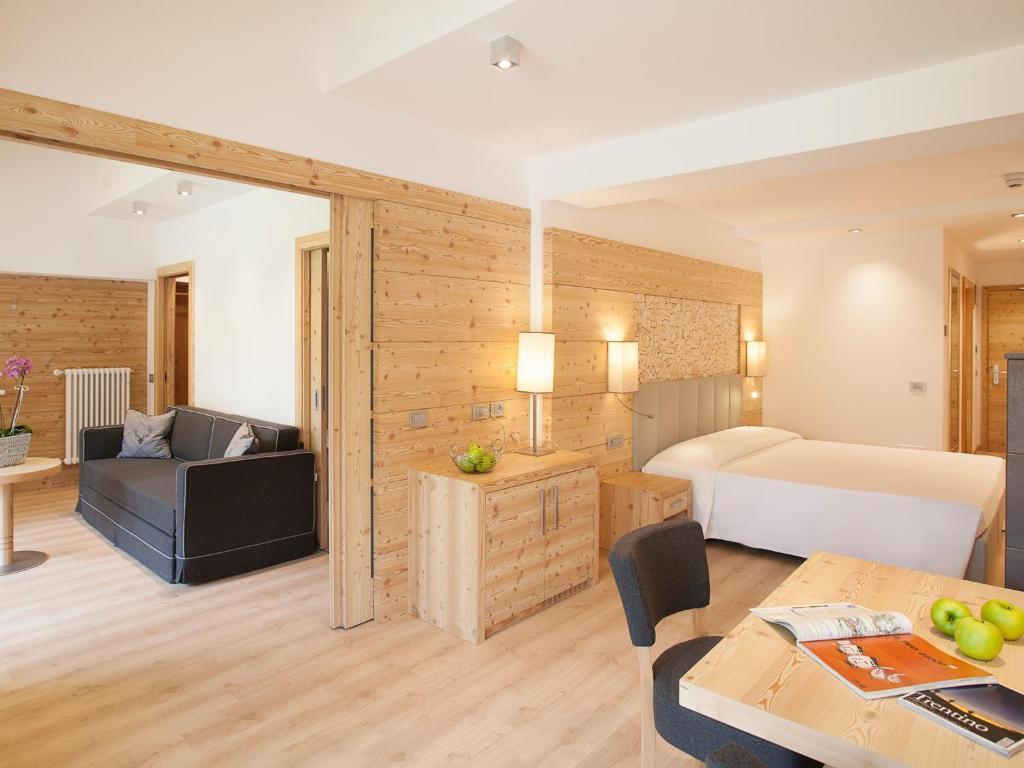 Hotel Europeo Alpine Charme&Wellness Pinzolo Esterno foto