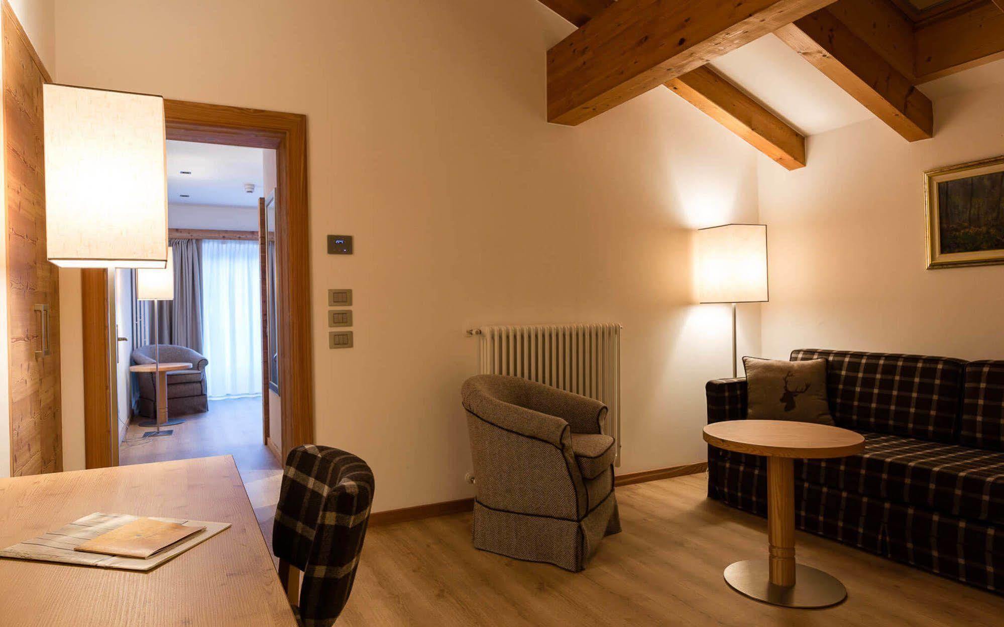 Hotel Europeo Alpine Charme&Wellness Pinzolo Esterno foto